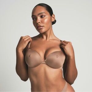 Authentic SKIMS Push Up Bra 36DDD Nude Sculpting Support, worn for 5 minutes